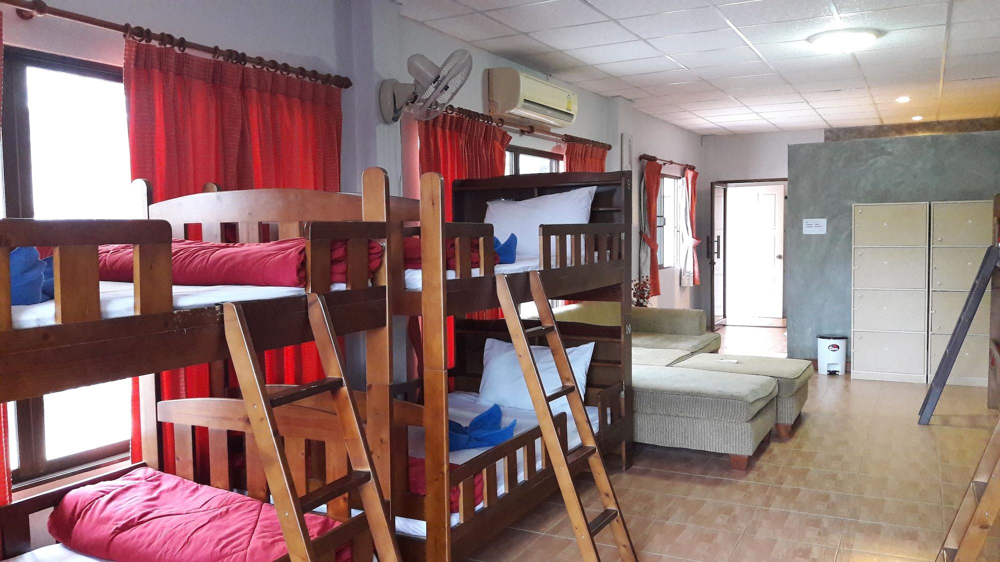 Green Mango Guesthouse Patong Eksteriør billede