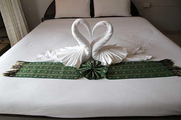 Green Mango Guesthouse Patong Eksteriør billede