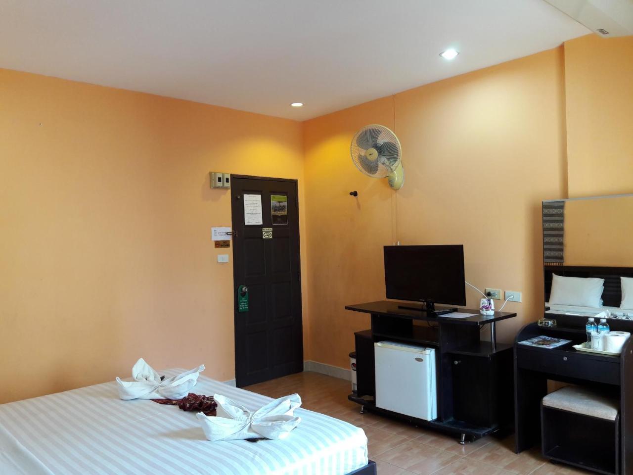 Green Mango Guesthouse Patong Eksteriør billede